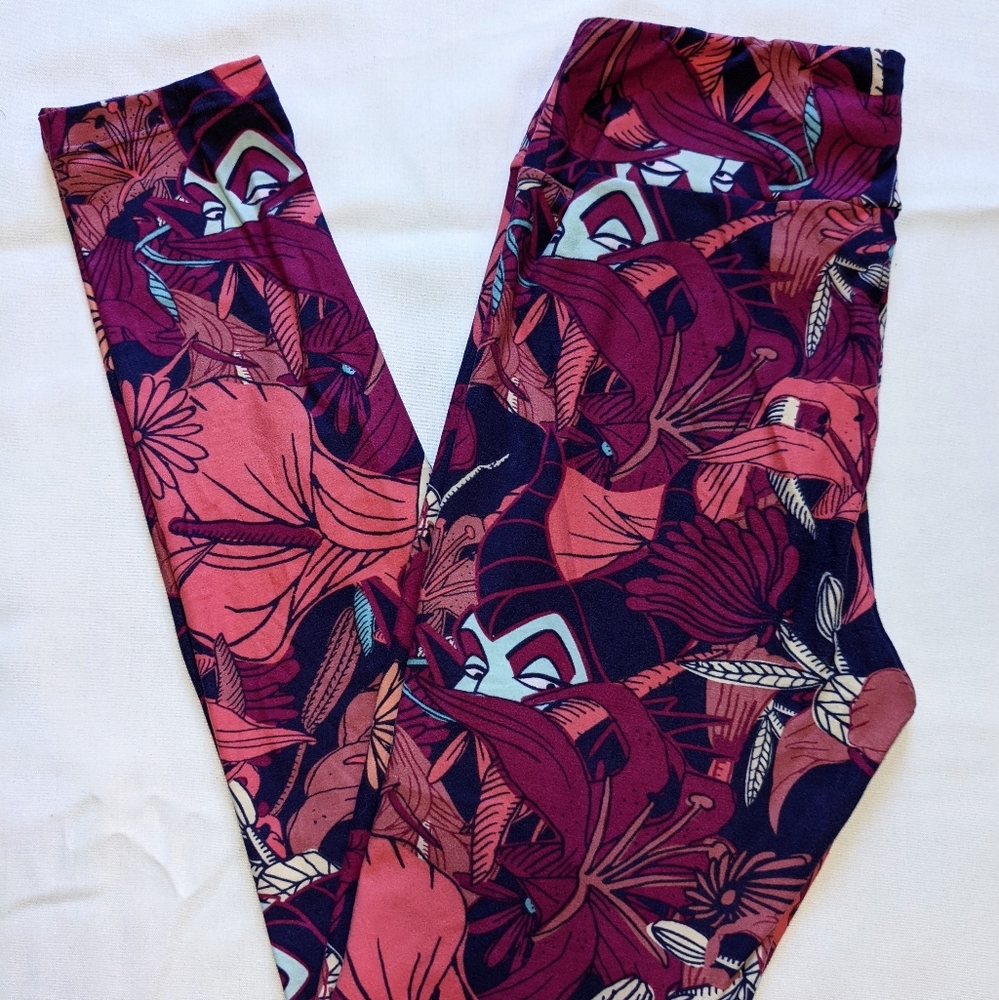 NWOT LuLaRoe Disney Maleficent Leggings